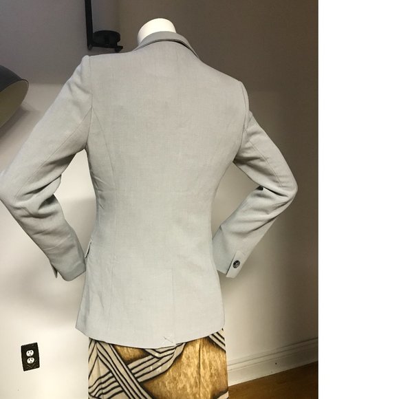 Le Chateau Tailored Fit Fitted Grey Formal Blazer Suit Jacket Coat  NWT - Picture 1 of 4